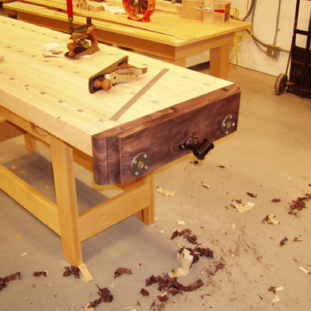 Workbench, tailvise.